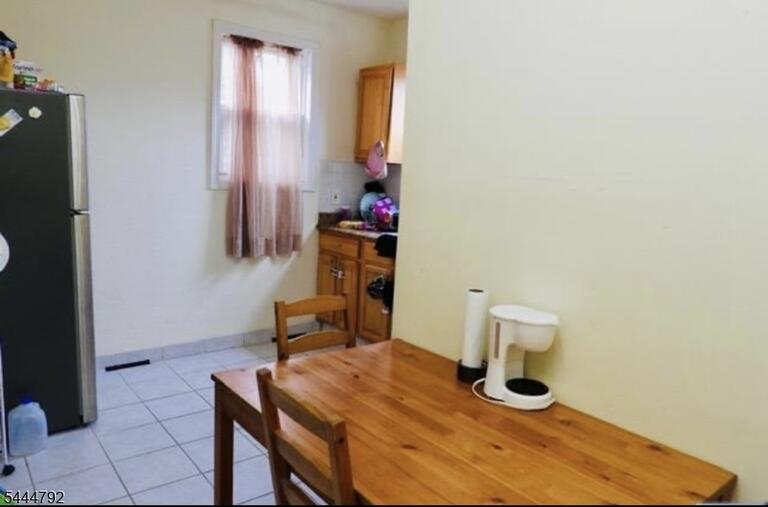 Property listing MLS 4038923 photo 14