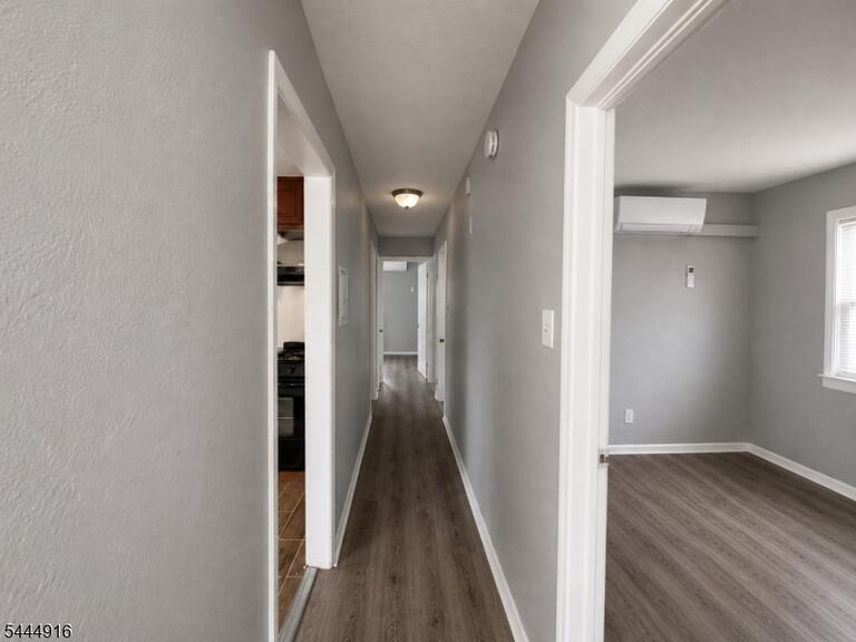 Property listing MLS 4039025 photo 5