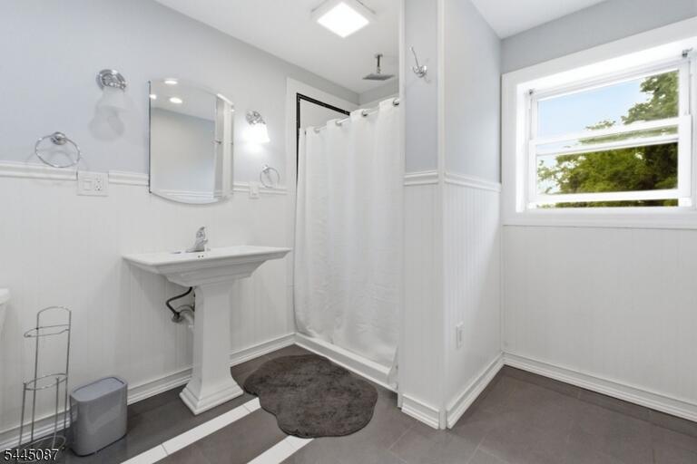 Property listing MLS 4039170 photo 36