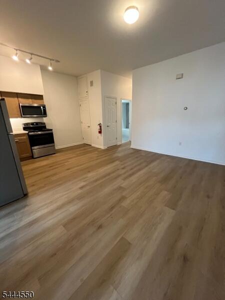 Property listing MLS 4039548 photo 4