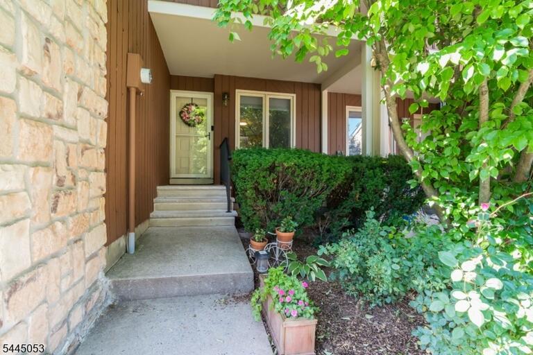 Property listing MLS 4039924 photo 6