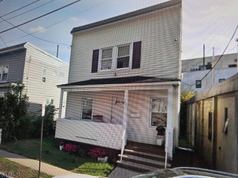 Property listing MLS 4040155 photo 1