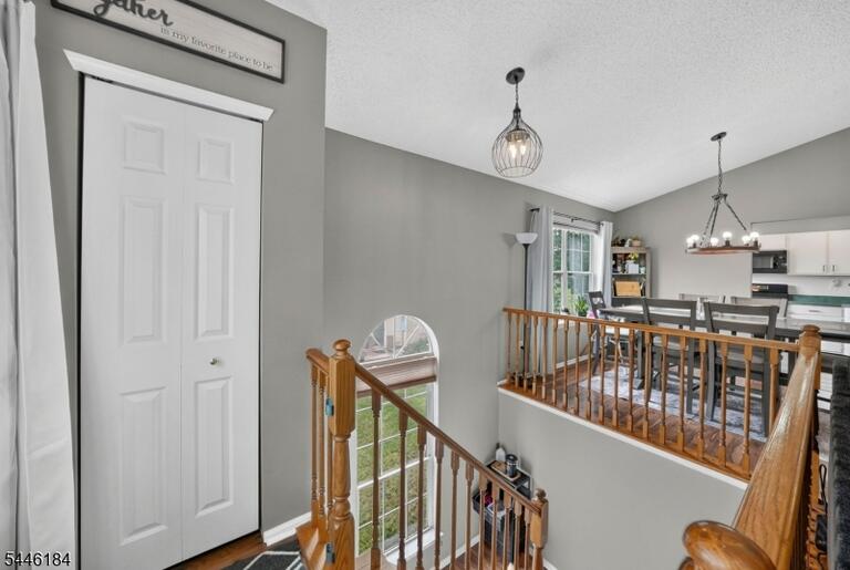 Property listing MLS 4040299 photo 36