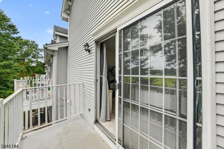 Property listing MLS 4040299 photo 42