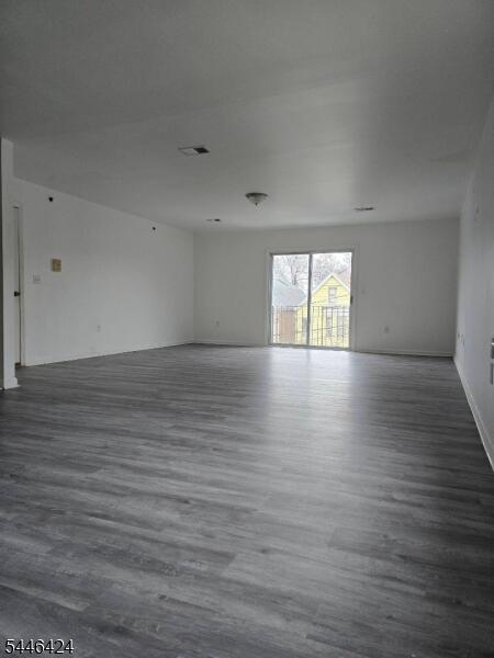 Property listing MLS 4040370 photo 1