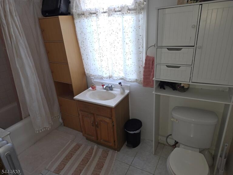 Property listing MLS 4040412 photo 5