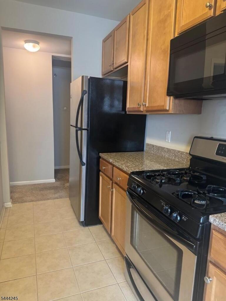 Property listing MLS 4040422 photo 3