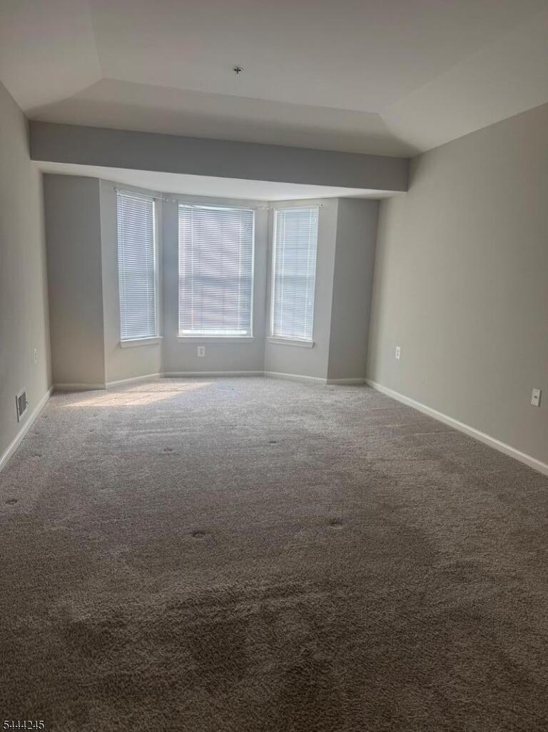 Property listing MLS 4040422 photo 8