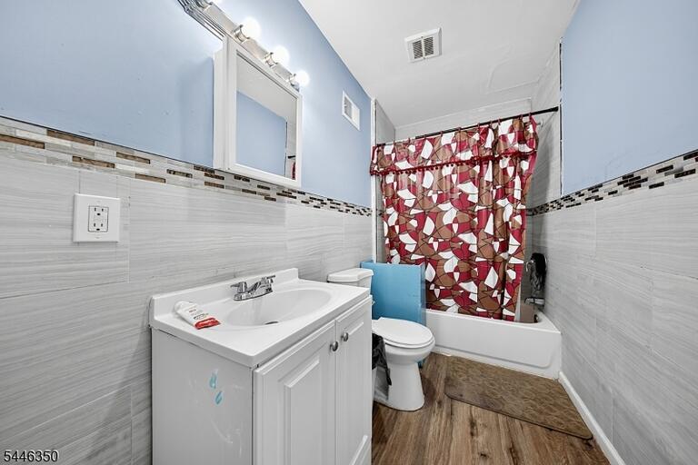 Property listing MLS 4040709 photo 8