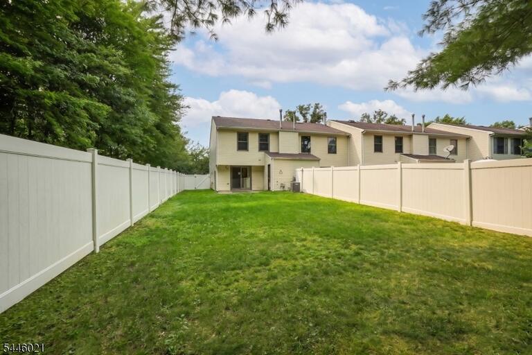 Property listing MLS 4040893 photo 19