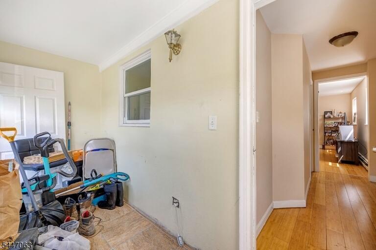 Property listing MLS 4041019 photo 32