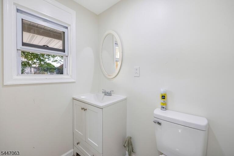 Property listing MLS 4041019 photo 9