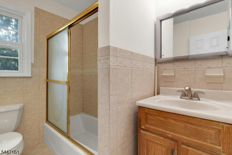 Property listing MLS 4041064 photo 23