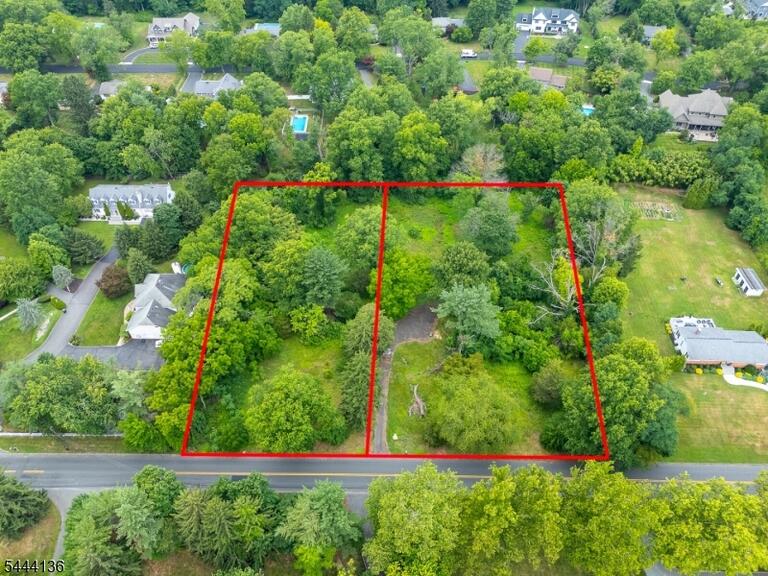 Property listing MLS 4041132 photo 2