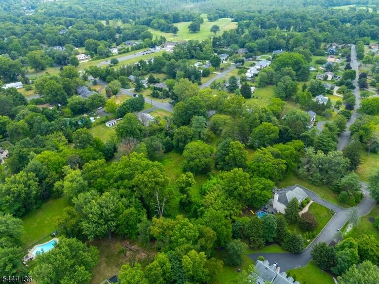 Property listing MLS 4041132 photo 8