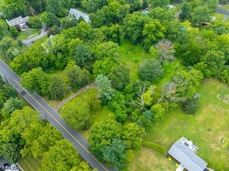Property listing MLS 4041136 photo 9