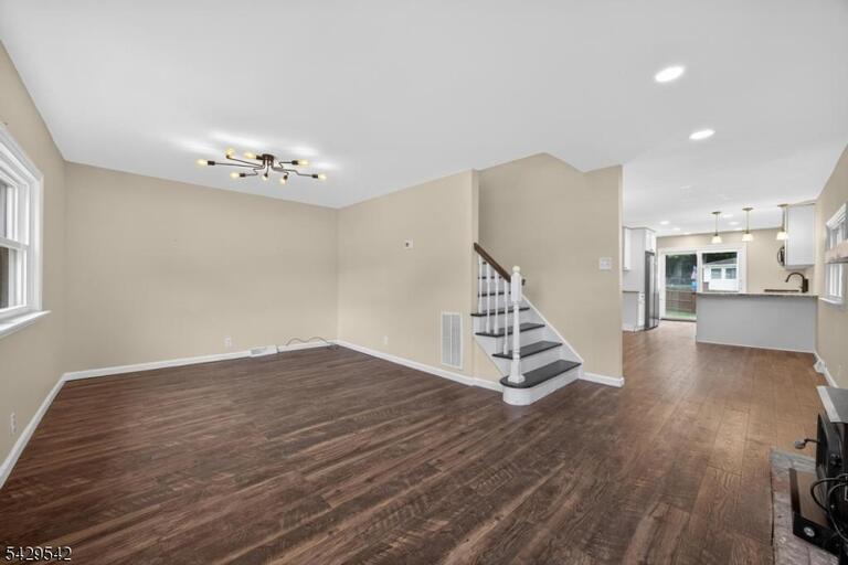 Property listing MLS 4041350 photo 19