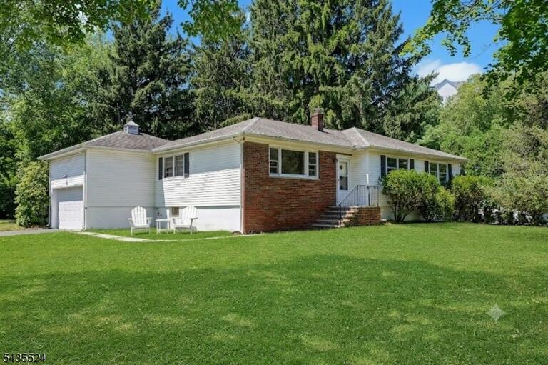 Property listing MLS 4041732 photo 2
