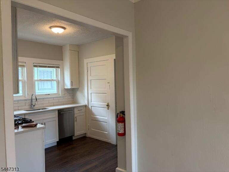 Property listing MLS 4041771 photo 8