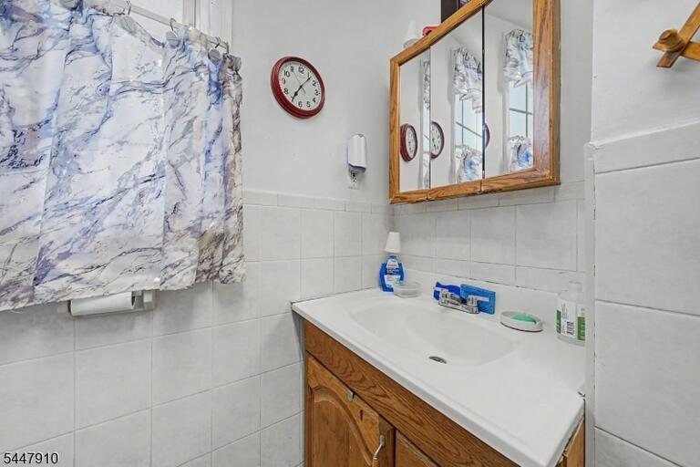 Property listing MLS 4041791 photo 9