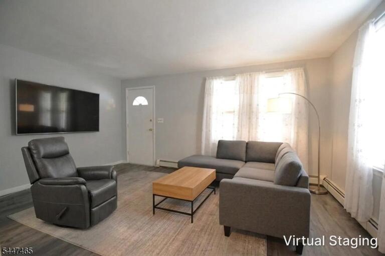 Property listing MLS 4041792 photo 6