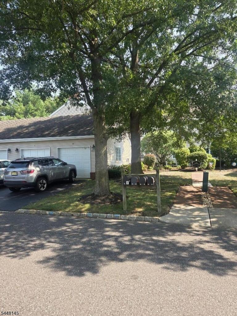 Property listing MLS 4041976 photo 1