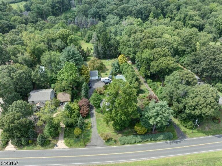 Property listing MLS 4041980 photo 6