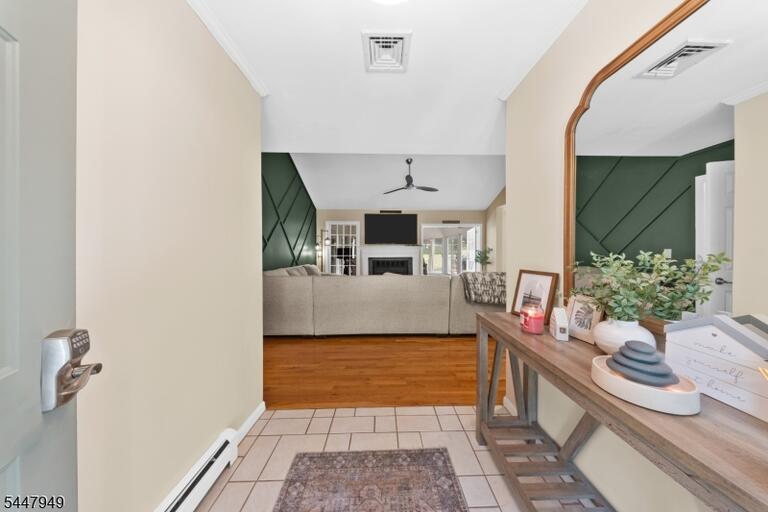 Property listing MLS 4042010 photo 8