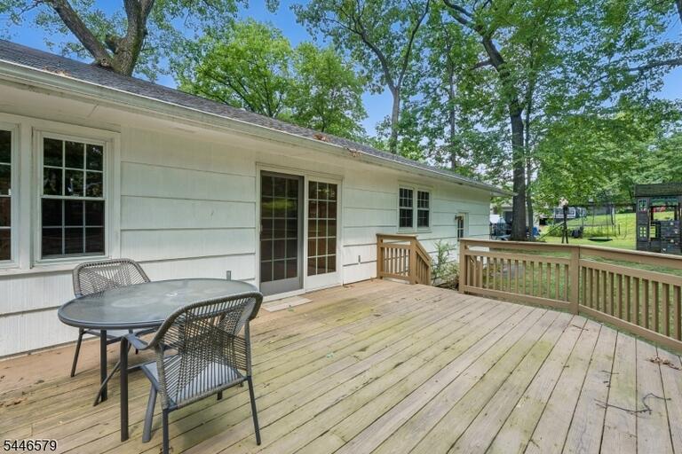 Property listing MLS 4042077 photo 37