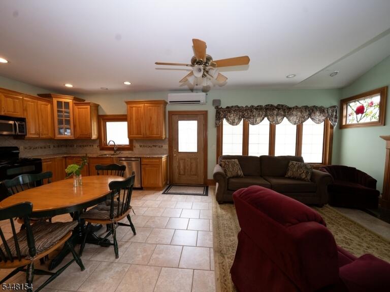 Property listing MLS 4042099 photo 25