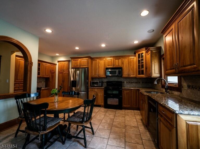 Property listing MLS 4042099 photo 27