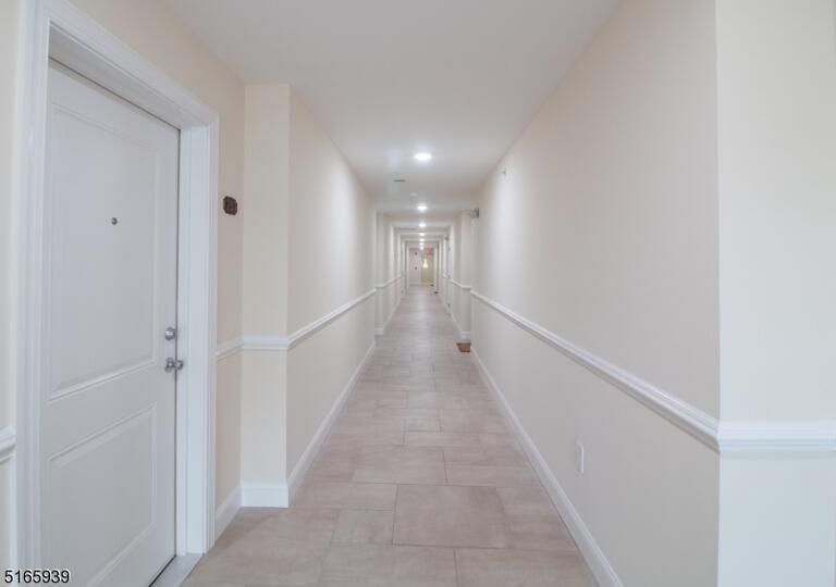 Property listing MLS 4042145 photo 4