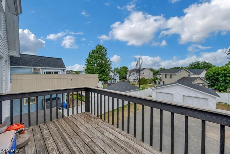 Property listing MLS 4042179 photo 17