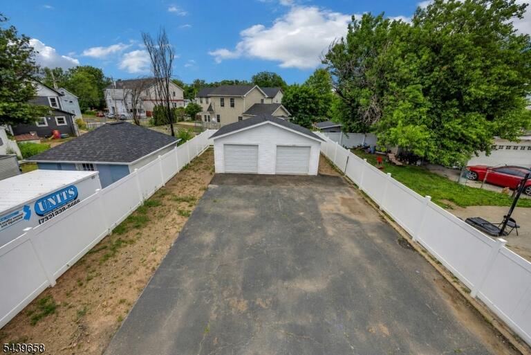 Property listing MLS 4042179 photo 34