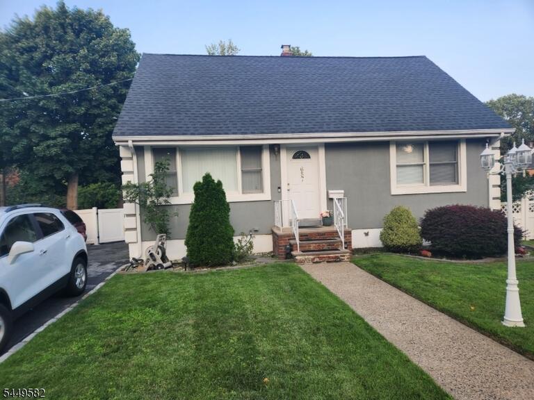 Property listing MLS 4043210 photo 1