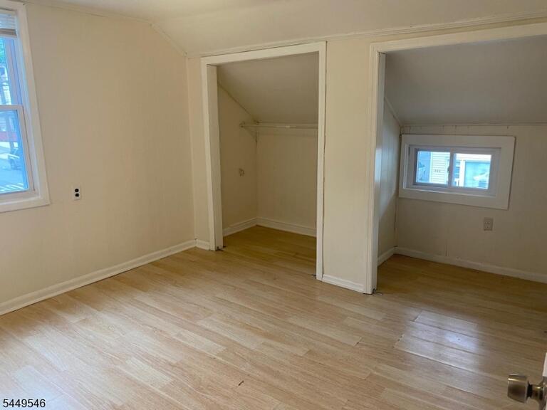 Property listing MLS 4043239 photo 15