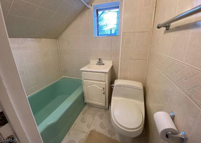 Property listing MLS 4043239 photo 17