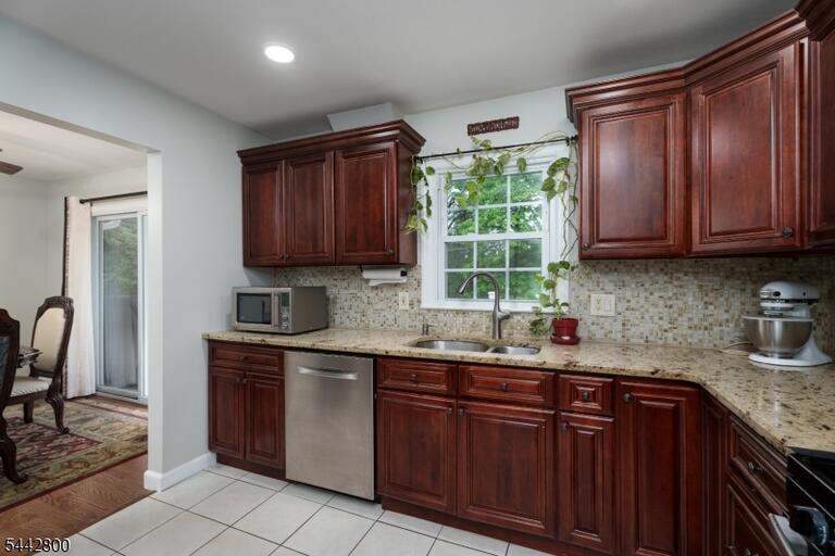 Property listing MLS 4043277 photo 13