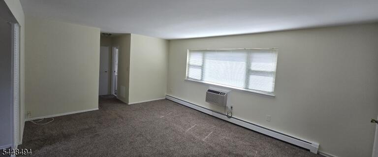 Property listing MLS 4043382 photo 2
