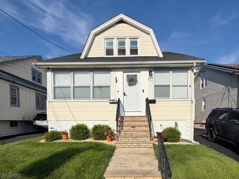 Property listing MLS 4043503 photo 1