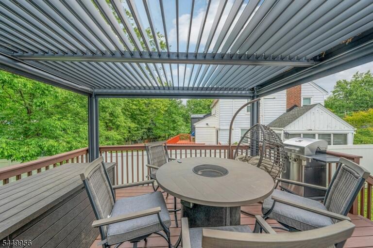 Property listing MLS 4043519 photo 43