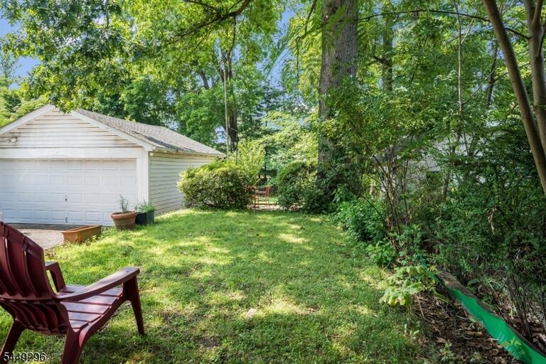 Property listing MLS 4043565 photo 35