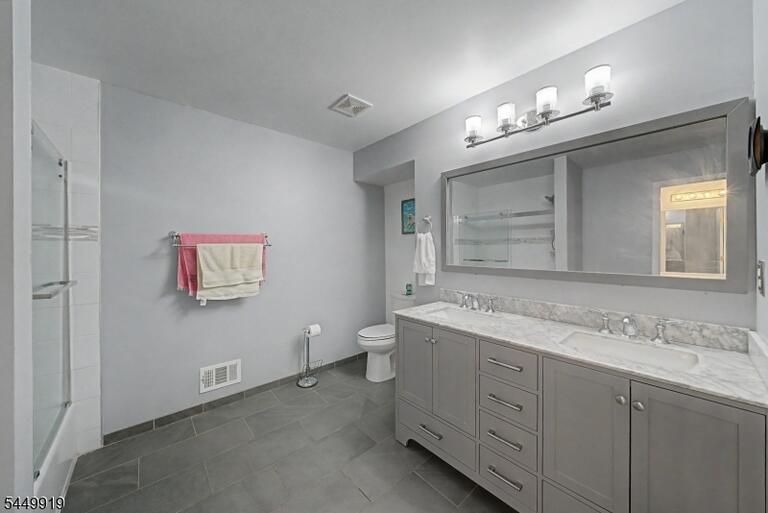 Property listing MLS 4043589 photo 30