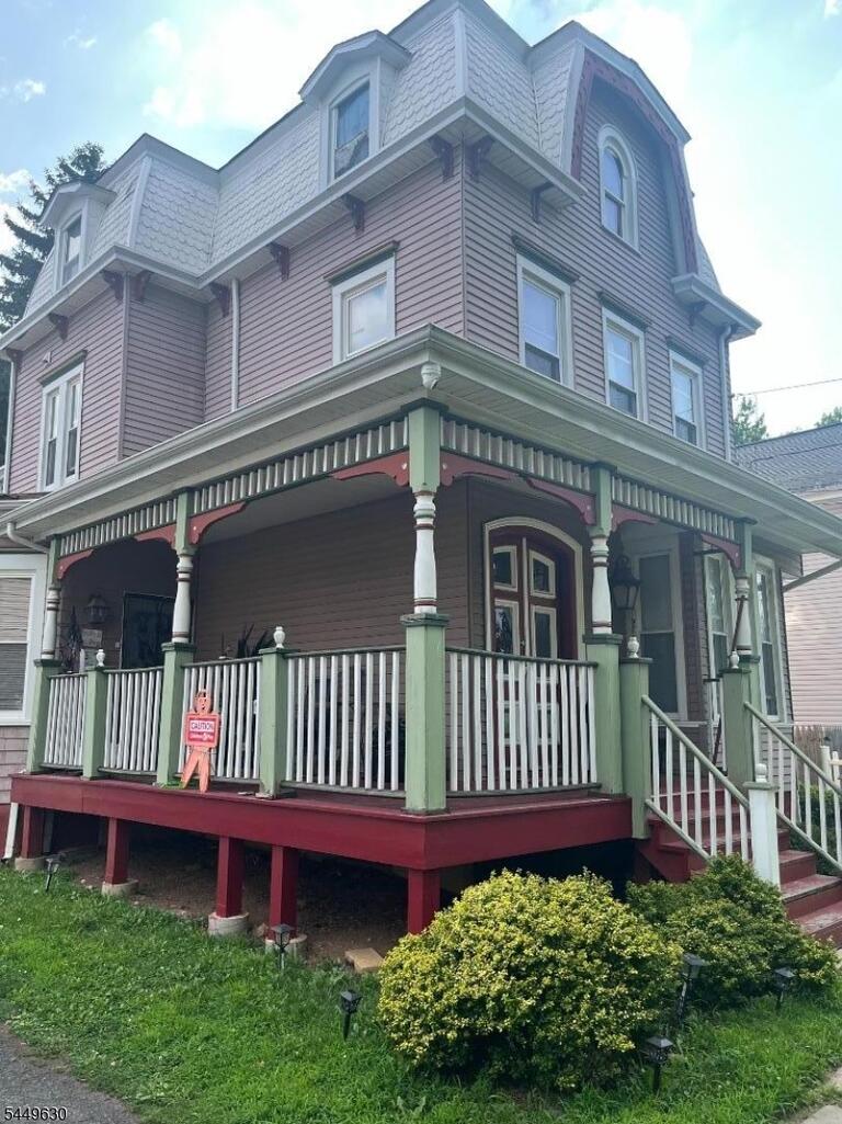 Property listing MLS 4043630 photo 2