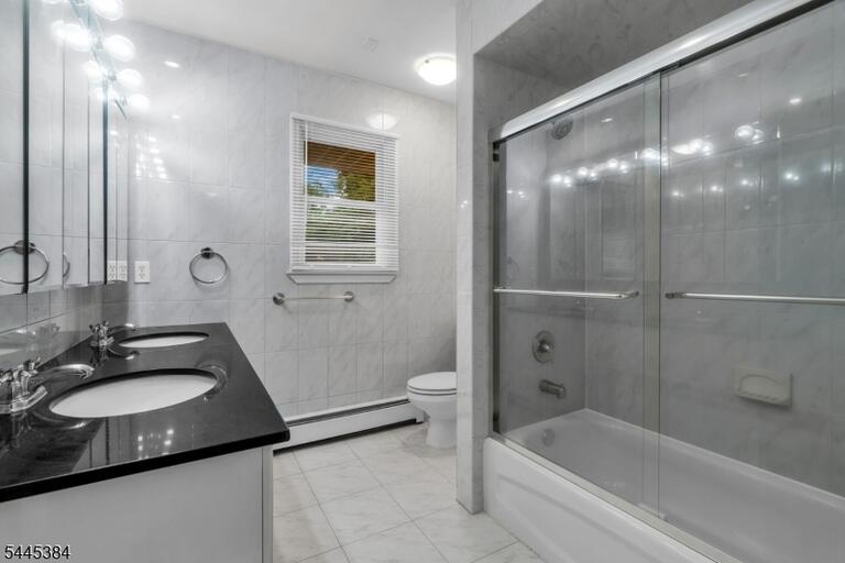 Property listing MLS 4043650 photo 19