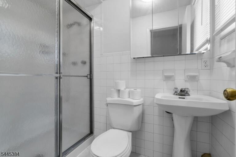 Property listing MLS 4043650 photo 28