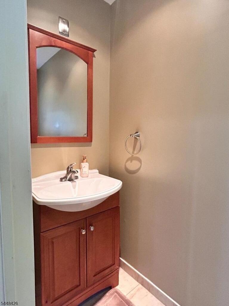 Property listing MLS 4043656 photo 12