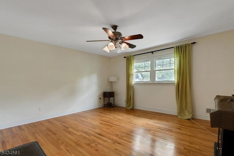 Property listing MLS 4043673 photo 11