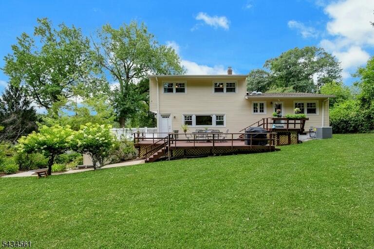 Property listing MLS 4043673 photo 20
