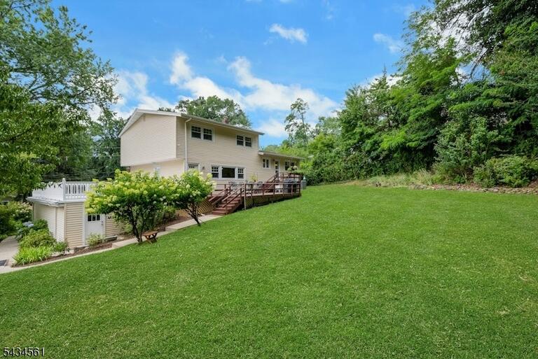 Property listing MLS 4043673 photo 21